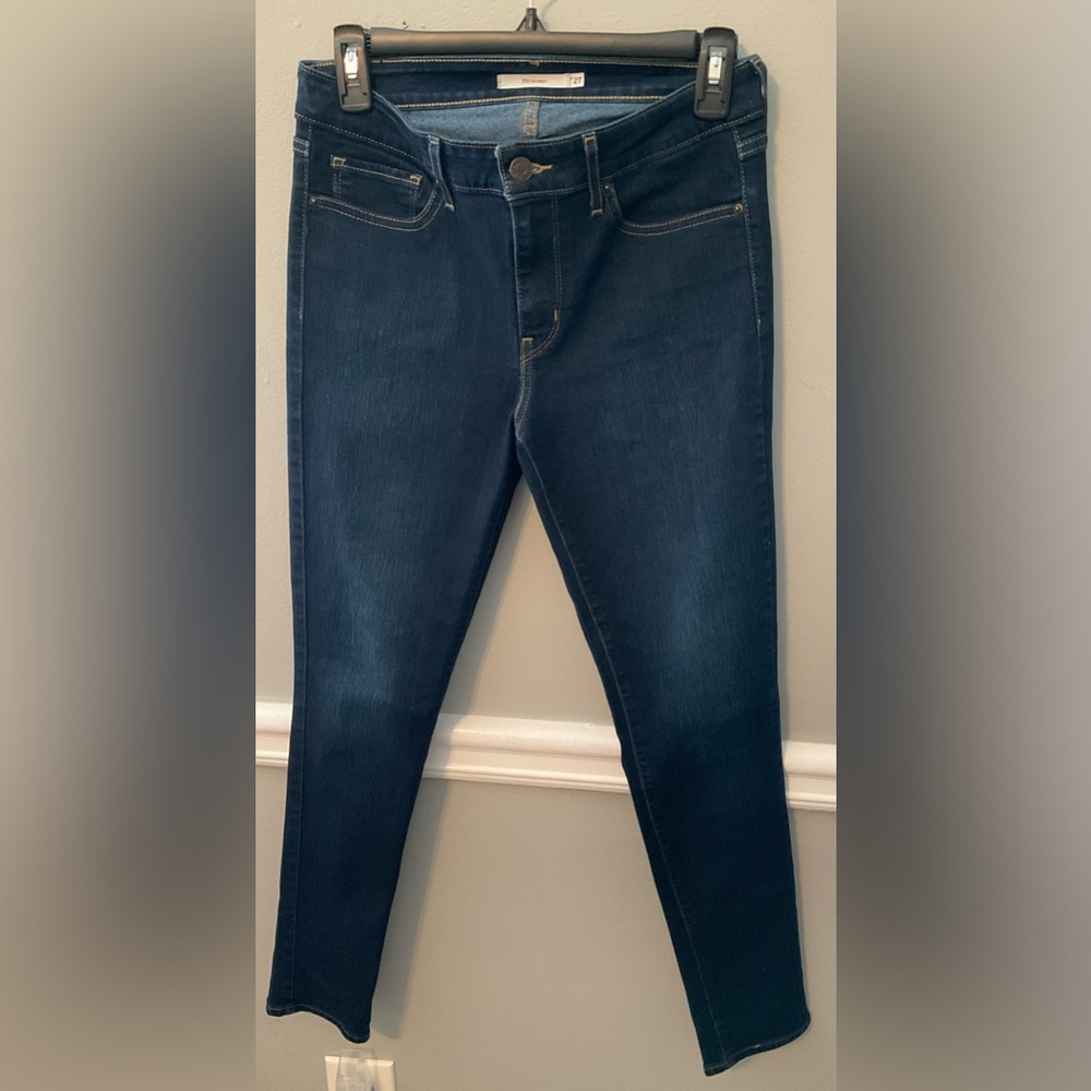 Levis 711 Skinny
